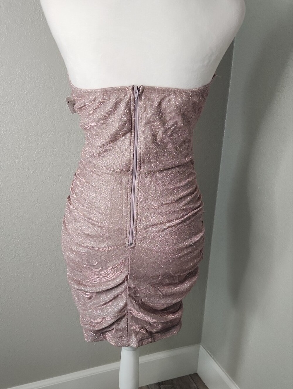 Lovesome Apricot Lane Strapless Metallic Mauve Ruched Bodycon Dress Sparkly Rose - Picture 3 of 7